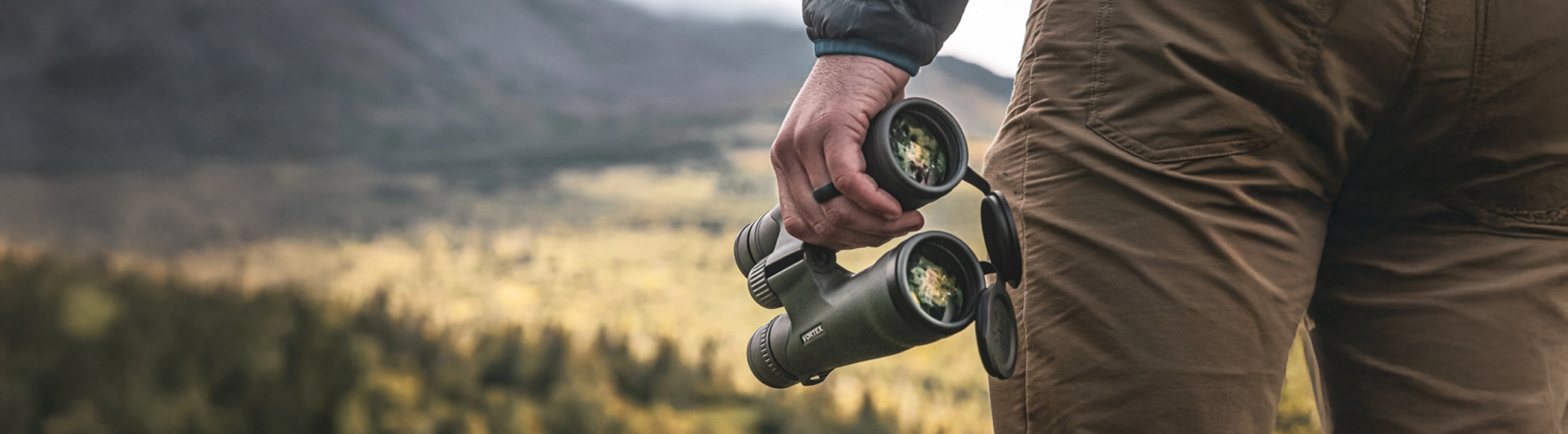 Vortex Optics Binoculars Collection Banner - Reveal Wildlife