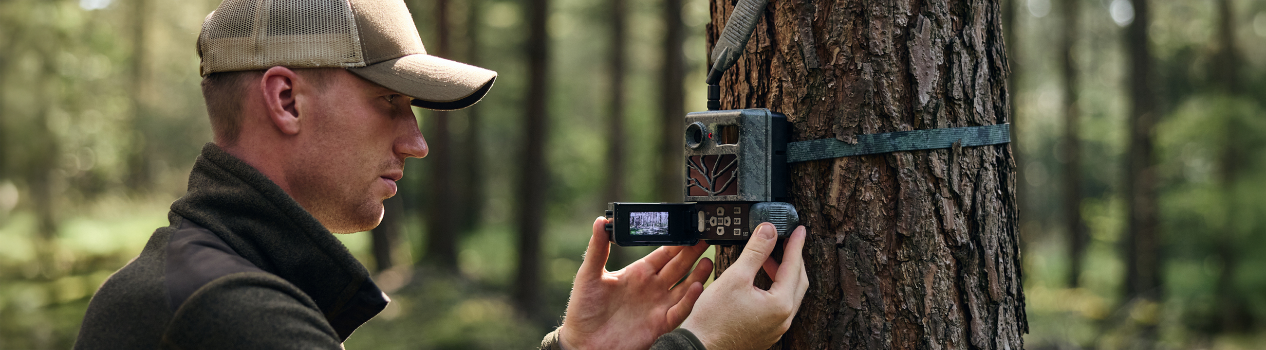 Zeiss Trail Cameras Collection Banner - Reveal Wildlife